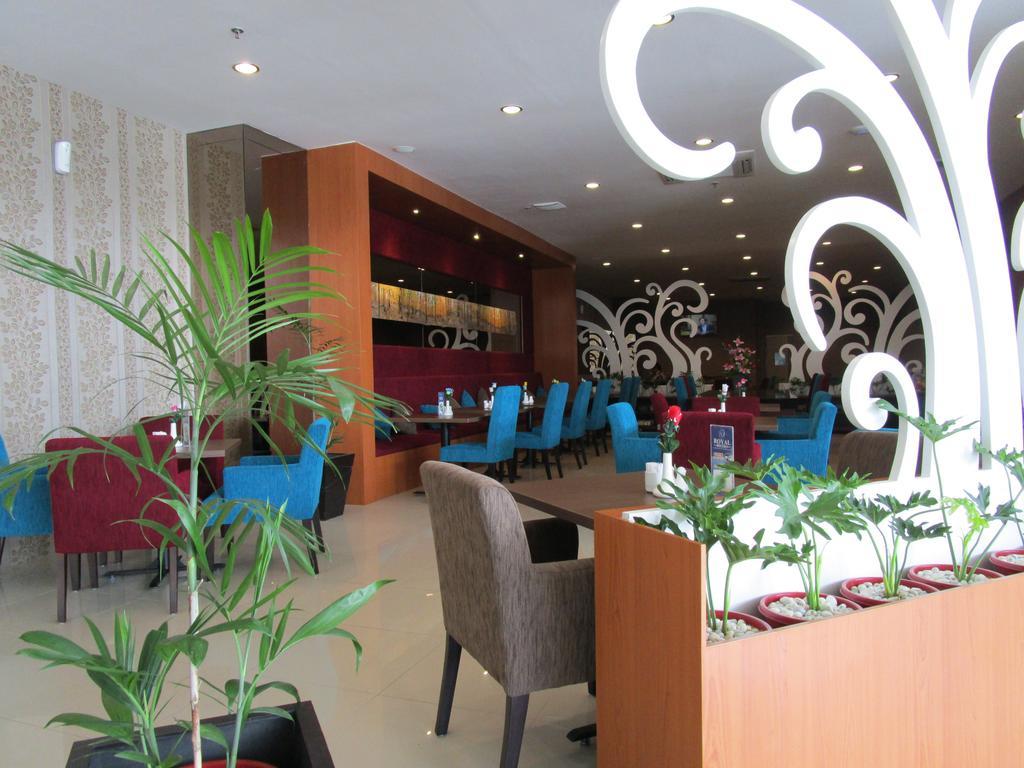 Royal Suite Condotel Medan Exterior photo
