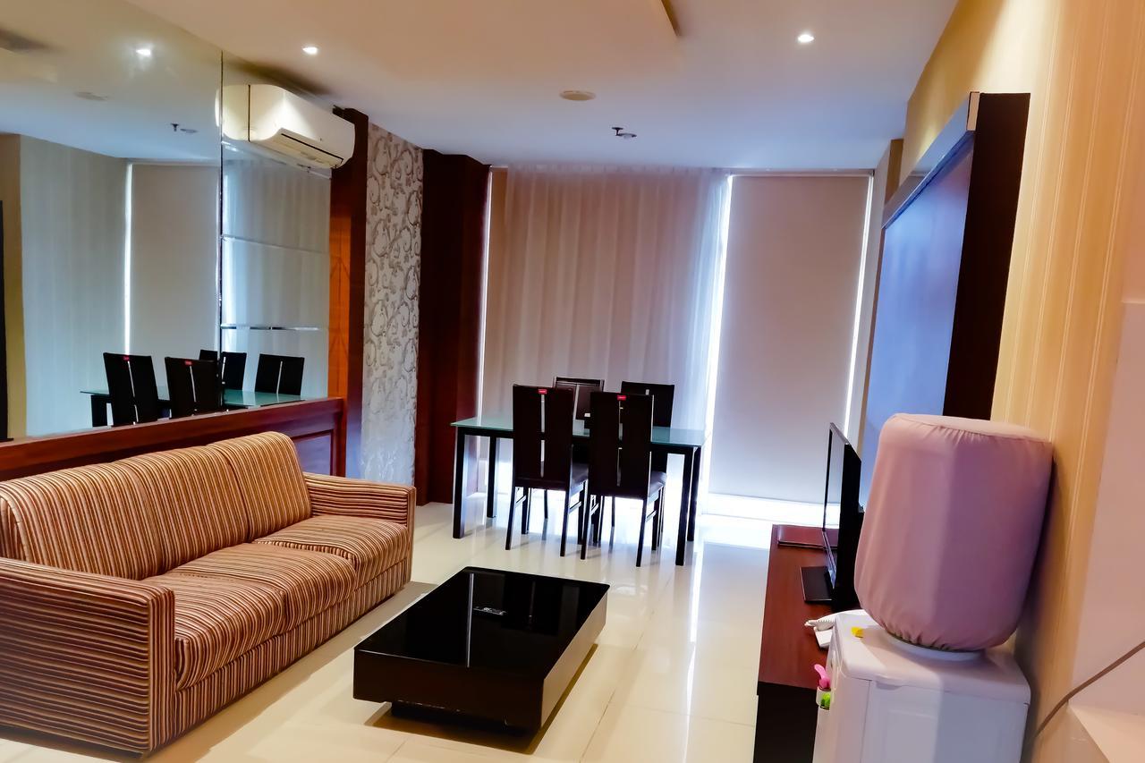 Royal Suite Condotel Medan Exterior photo