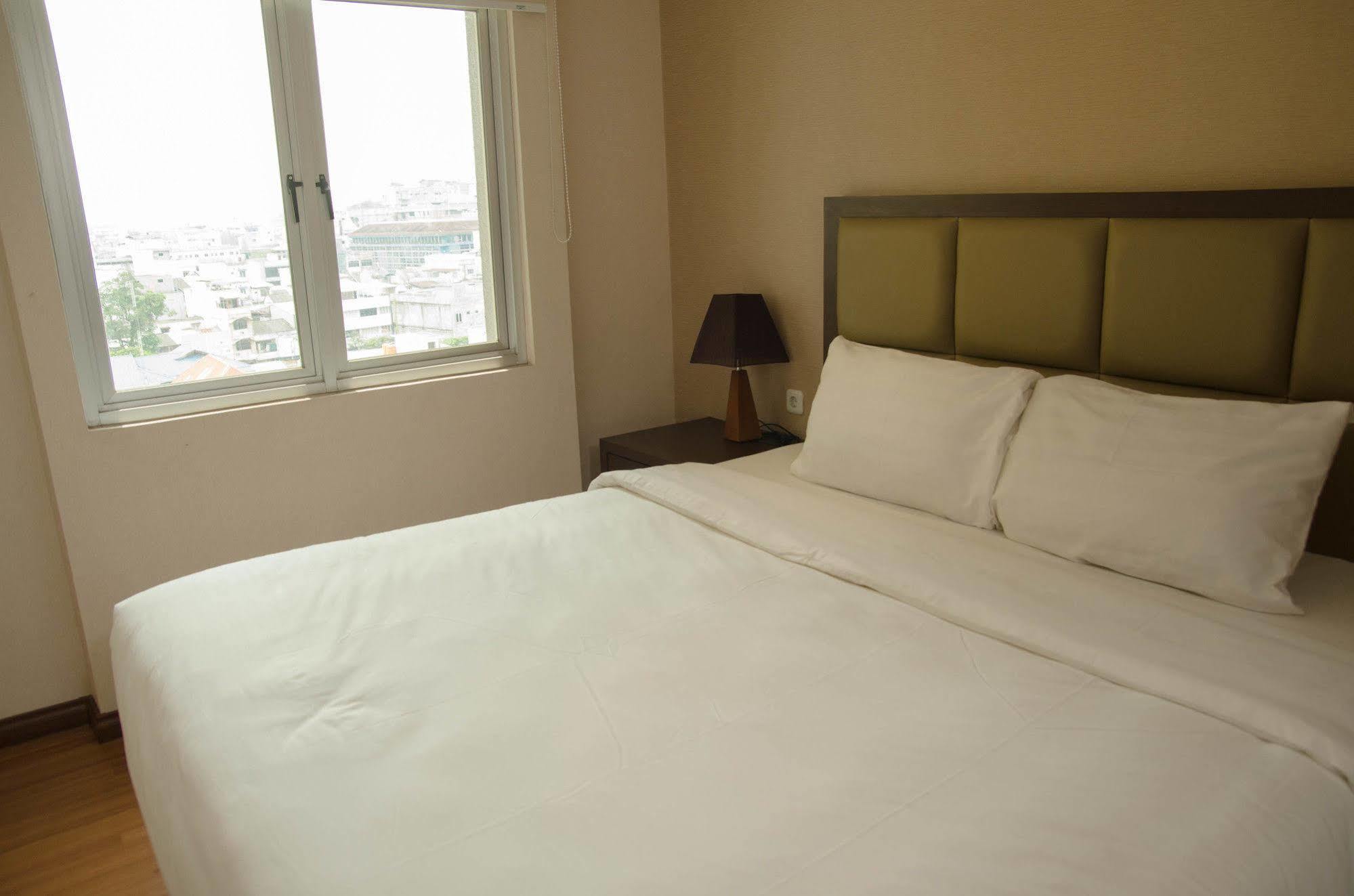 Royal Suite Condotel Medan Exterior photo