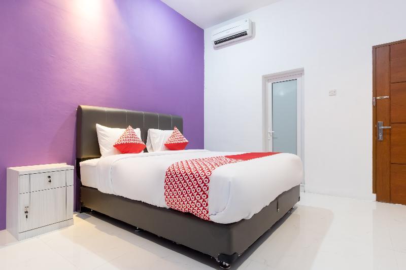 Royal Suite Condotel Medan Exterior photo