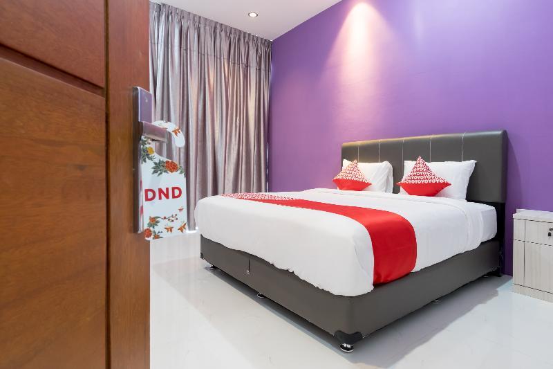 Royal Suite Condotel Medan Exterior photo